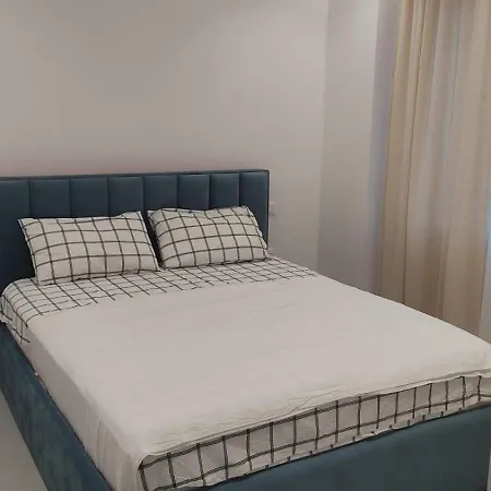 Azure Escape Golem (Tirana)